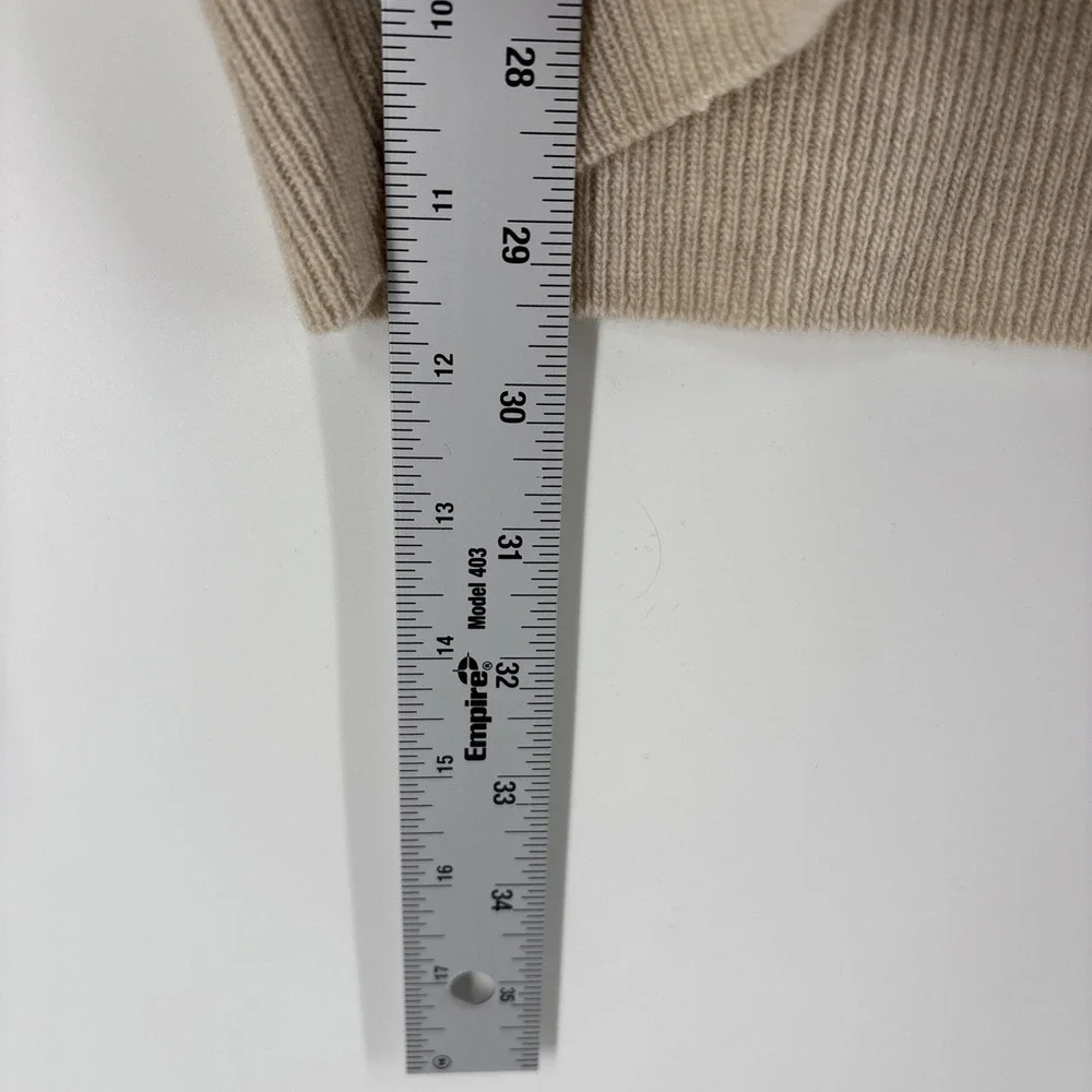 Peter Scott‎ Men's Beige V-Neck 100 Lambswool Sweater Size 40 Made in Scotland